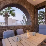 בית נופש Santorini Garden Homes *