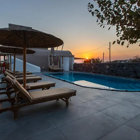 Santorini Garden Homes * Mesariá