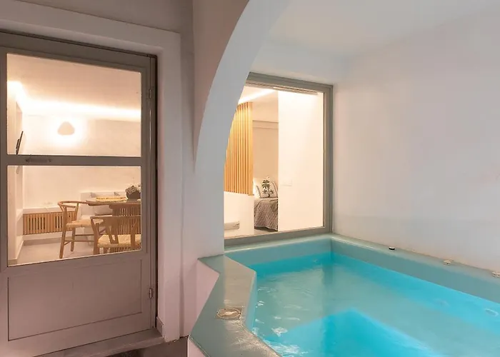 Santorini Garden Homes * Mesaria